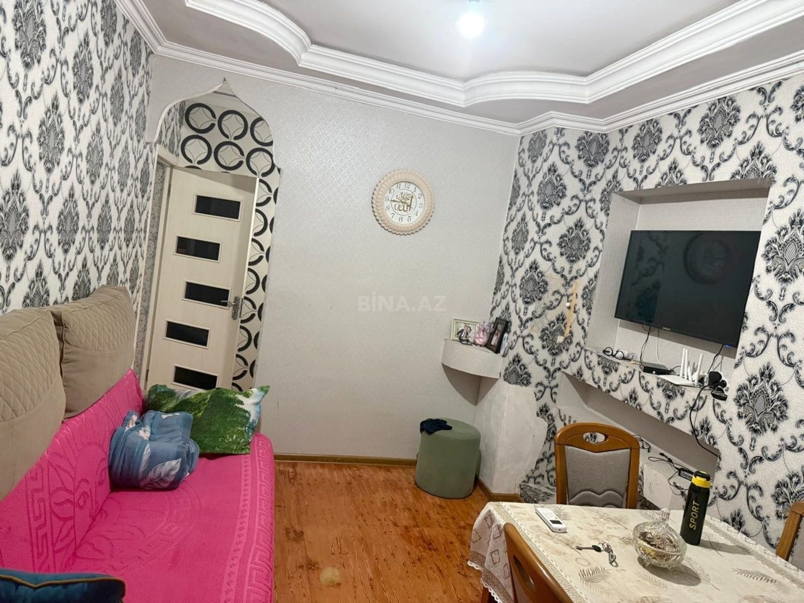 3 otaqlı Köhnə tikili, Qara Qarayev m., Bakı