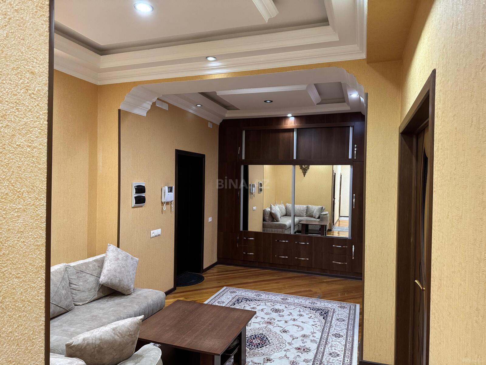 3 otaqlı Yeni tikili, Sumqayıt