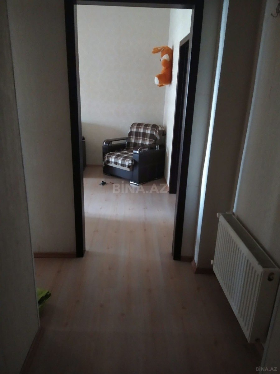 3 otaqlı Köhnə tikili, Neftçilər m., Bakı