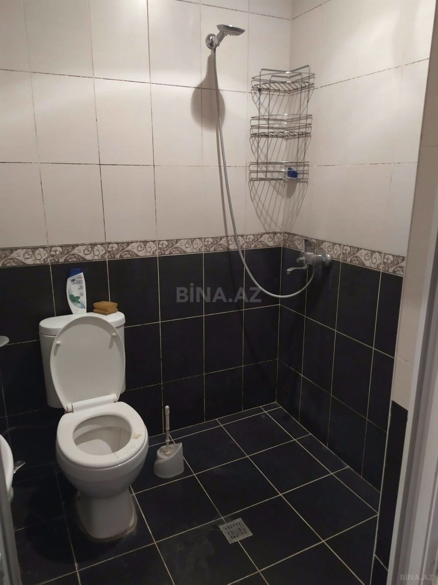 3 otaqlı Köhnə tikili, Neftçilər m., Bakı