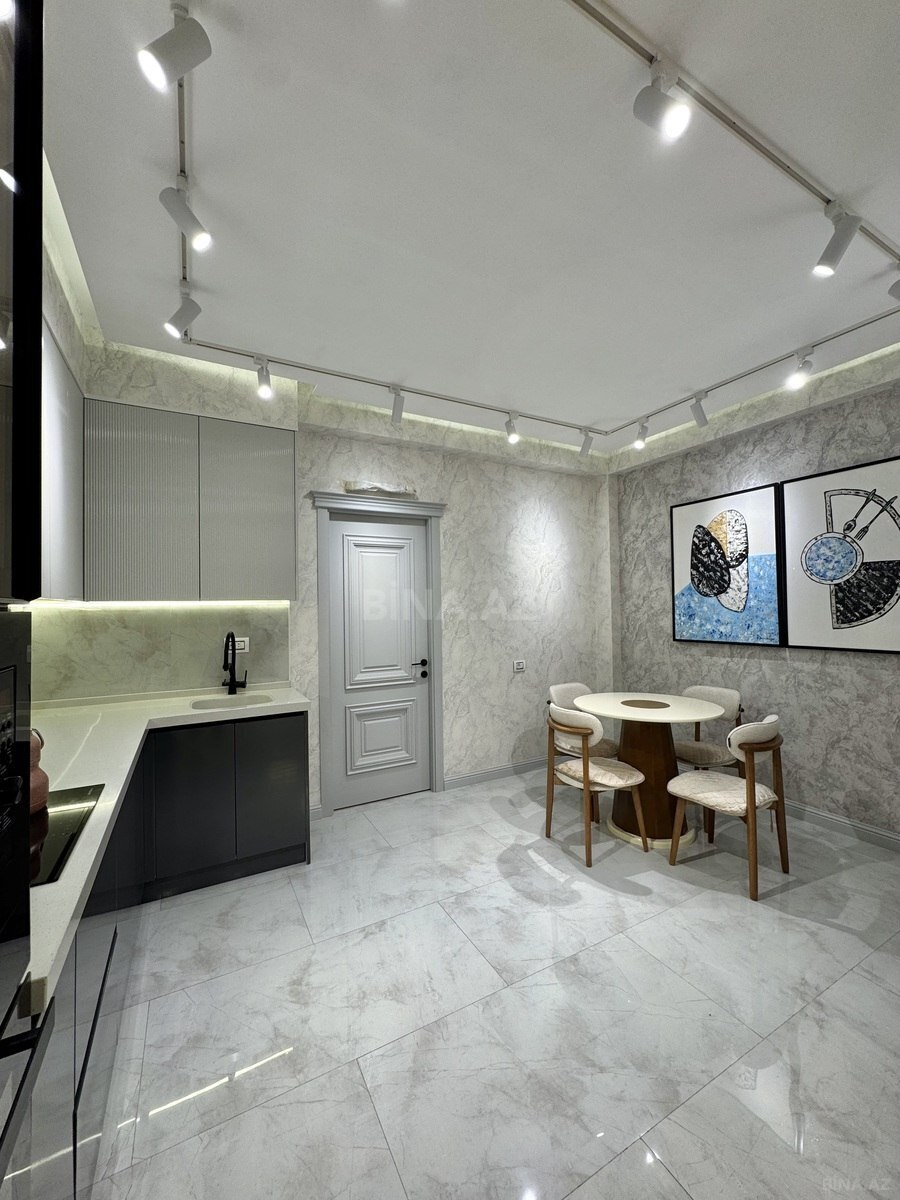 3 otaqlı Yeni tikili, 8 Noyabr m., Bakı