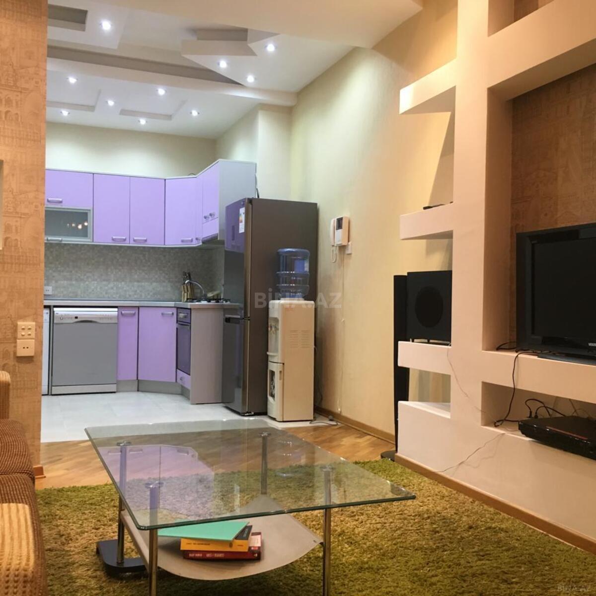 2 otaqlı Yeni tikili, 28 May m., Bakı