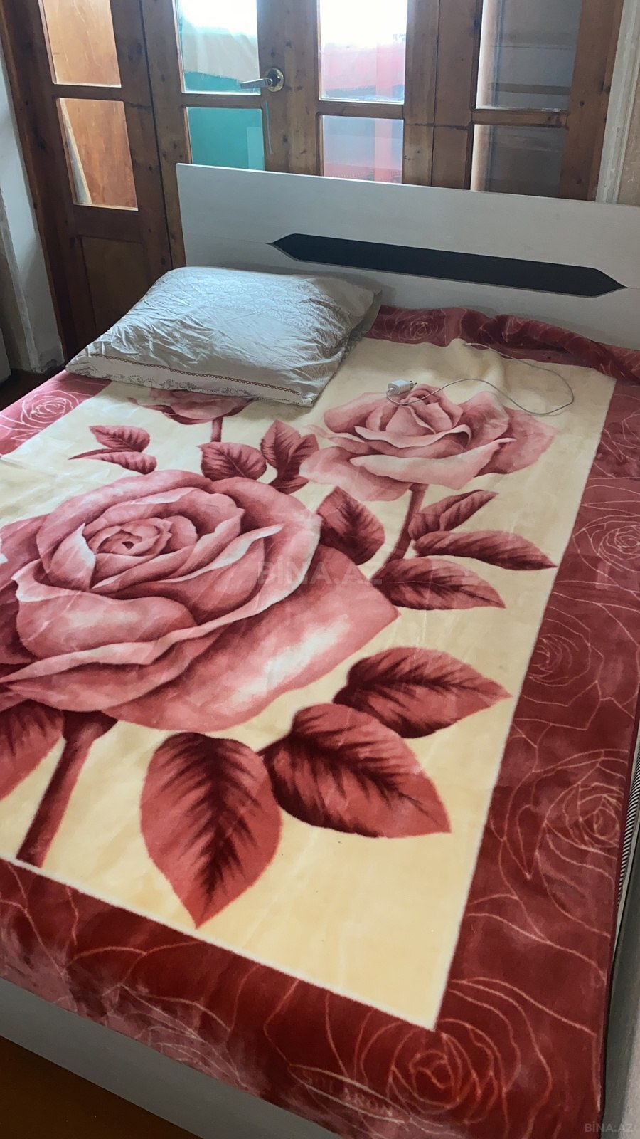 2 otaqlı Köhnə tikili, Bakıxanov q., Bakı