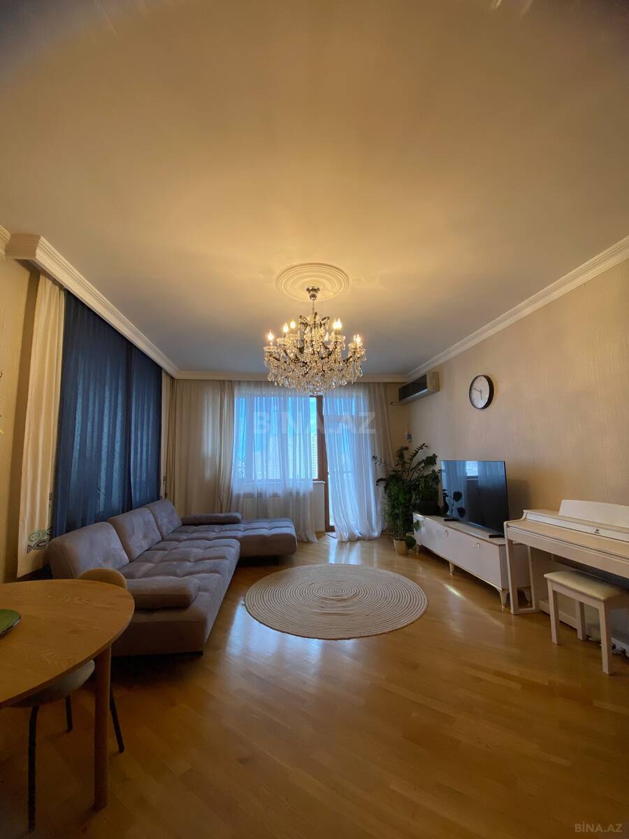 3 otaqlı Yeni tikili, 8 Noyabr m., Bakı