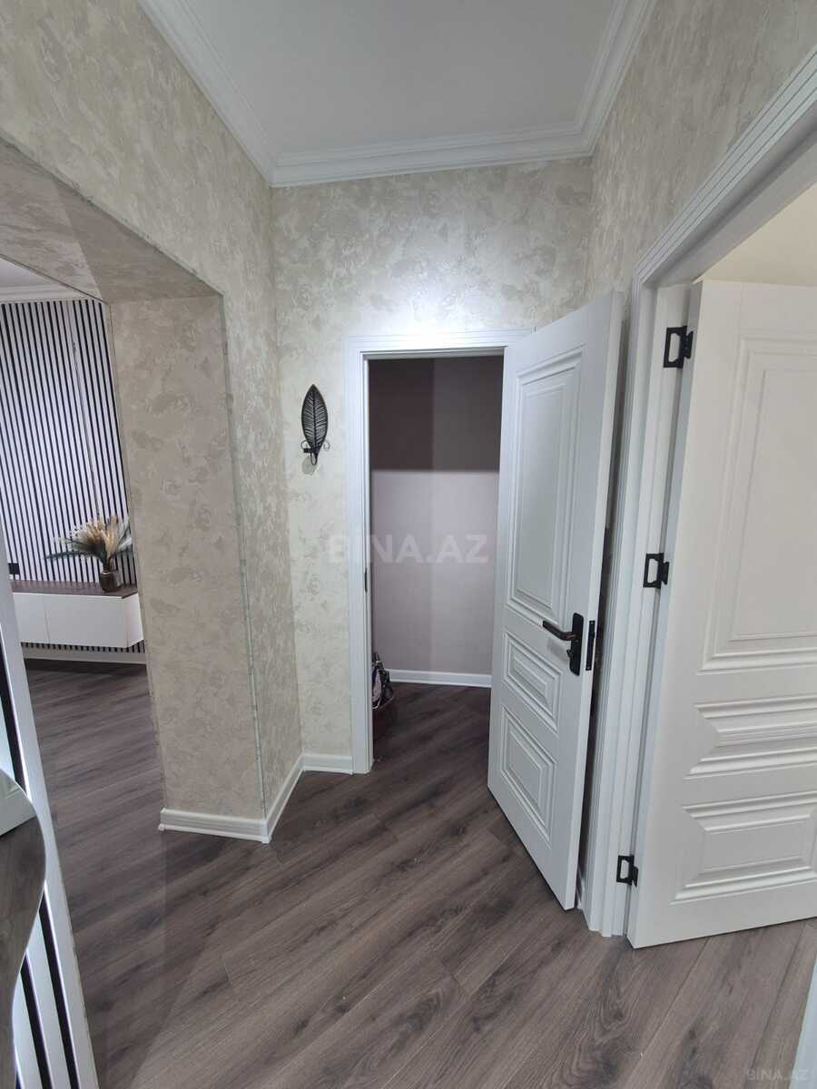 2 otaqlı Köhnə tikili, Xalqlar Dostluğu m., Bakı