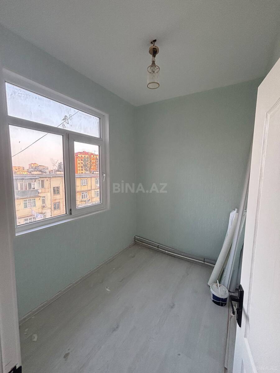 1 otaqlı Köhnə tikili, Memar Əcəmi m., Bakı