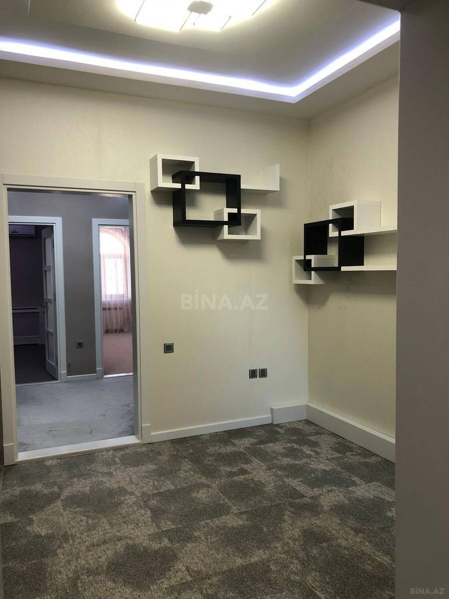 3 otaqlı Köhnə tikili, Sahil m., Bakı