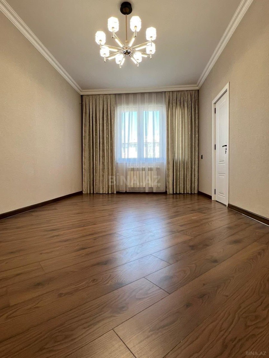 2 otaqlı Köhnə tikili, Memar Əcəmi m., Bakı