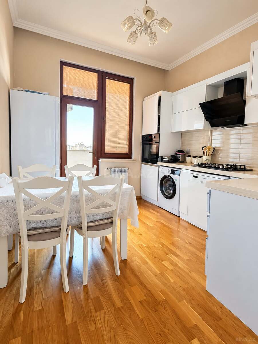 3 otaqlı Yeni tikili, Qara Qarayev m., Bakı