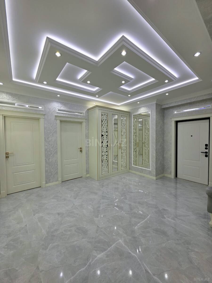 3 otaqlı Yeni tikili, Neftçilər m., Bakı