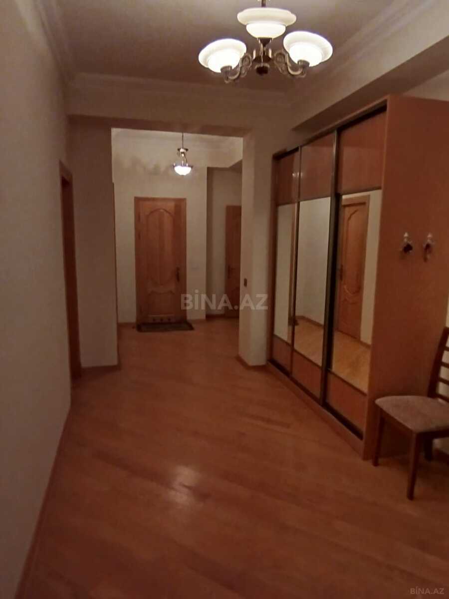 3 otaqlı Yeni tikili, İçəri Şəhər m., Bakı