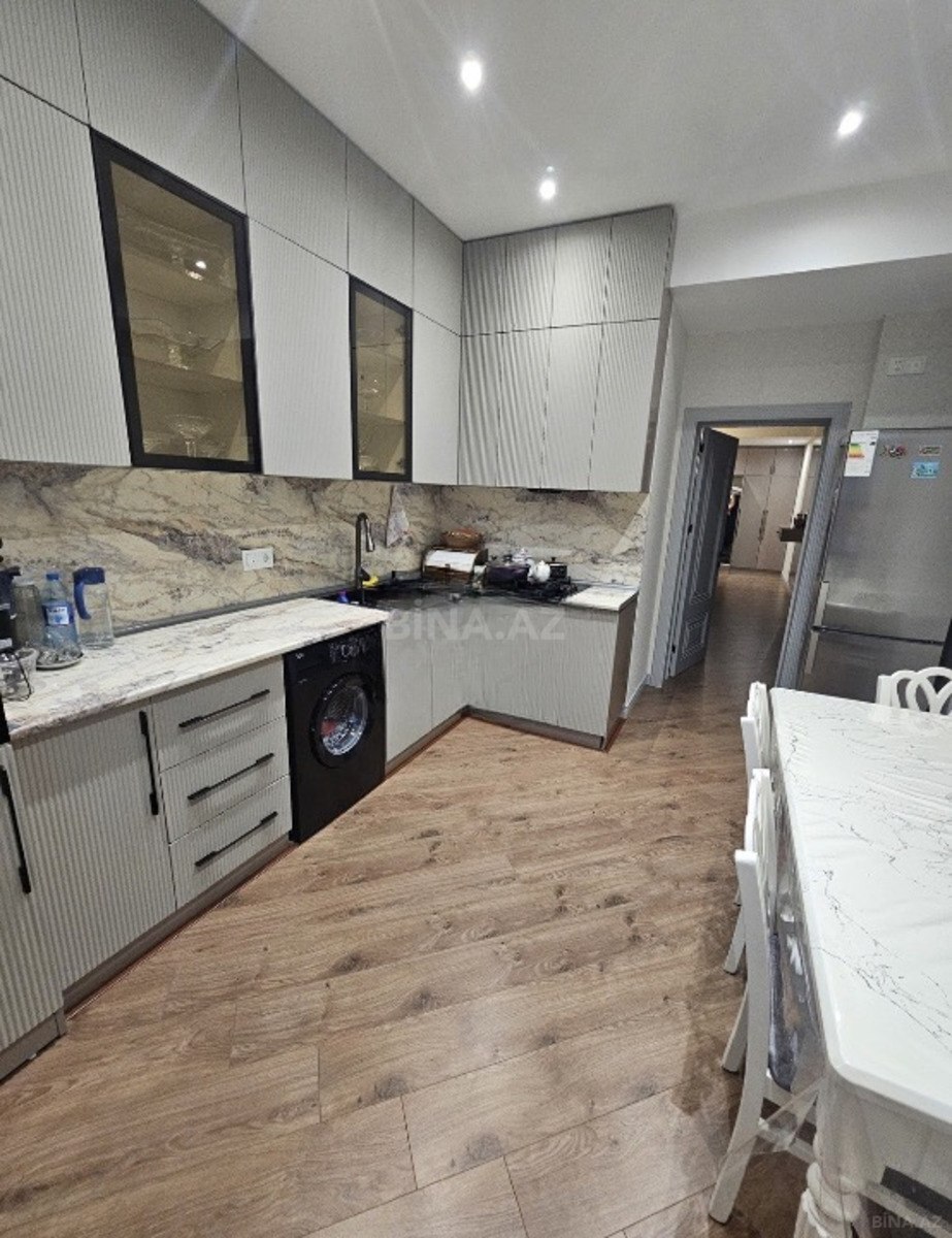3 otaqlı Yeni tikili, 28 May m., Bakı