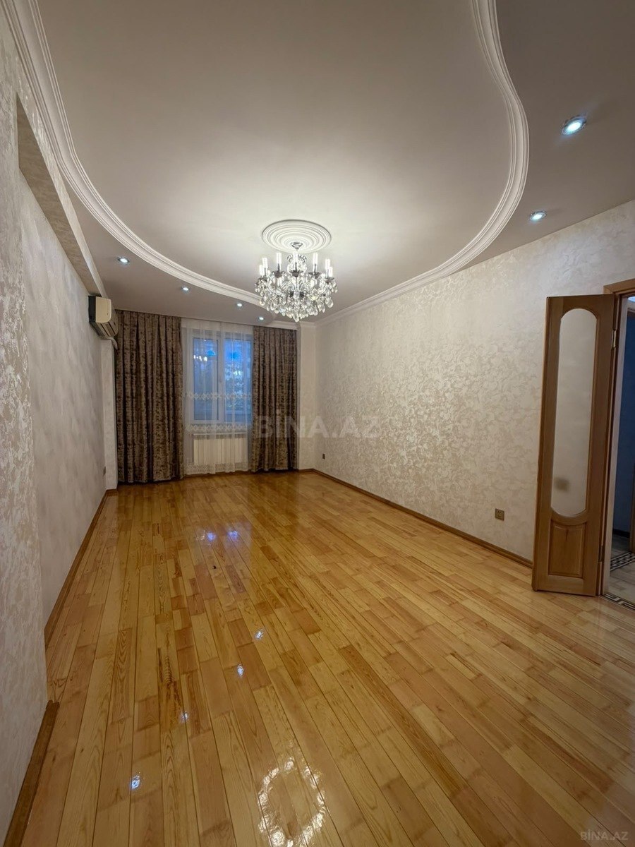 3 otaqlı Yeni tikili, Neftçilər m., Bakı