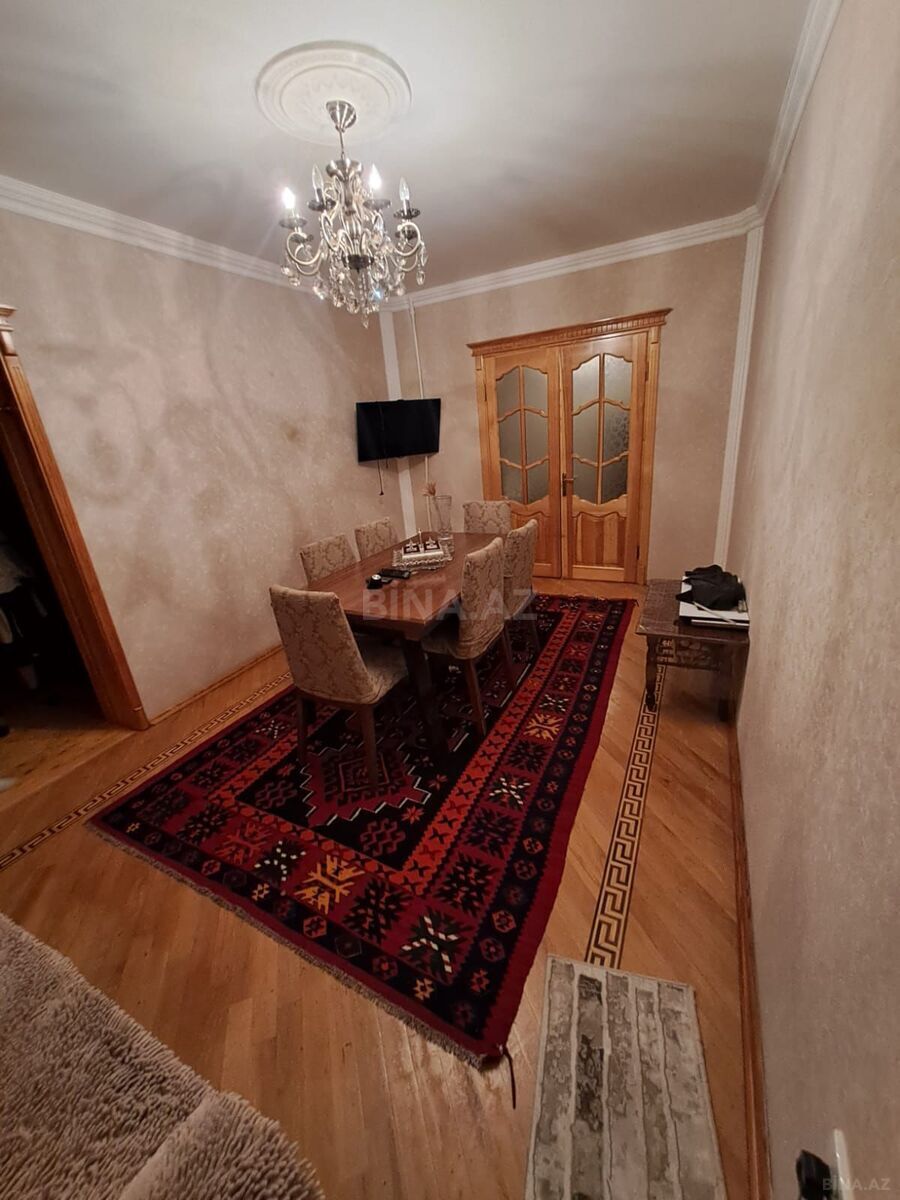 2 otaqlı Köhnə tikili, Xalqlar Dostluğu m., Bakı