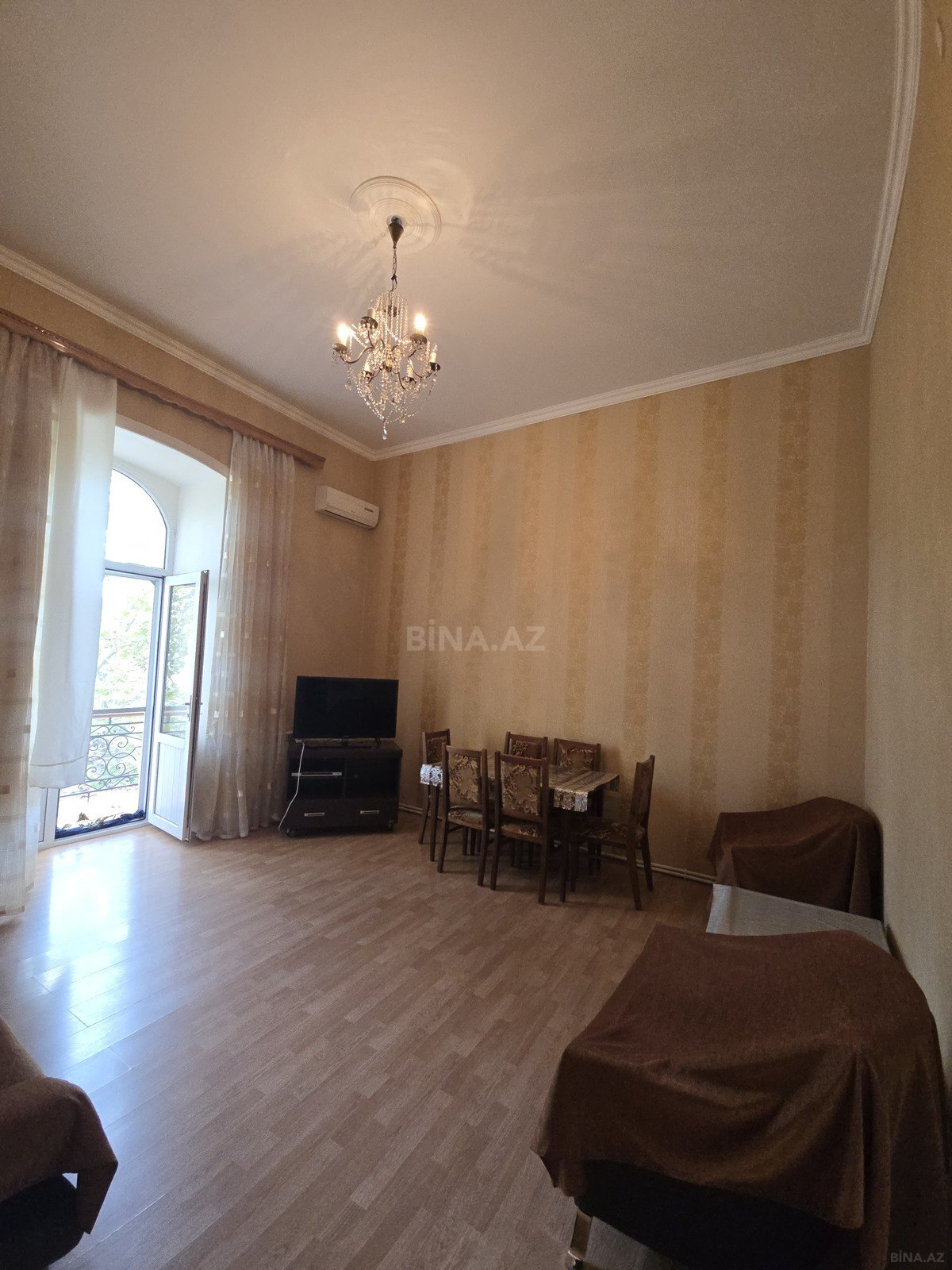 3 otaqlı Köhnə tikili, Sahil m., Bakı