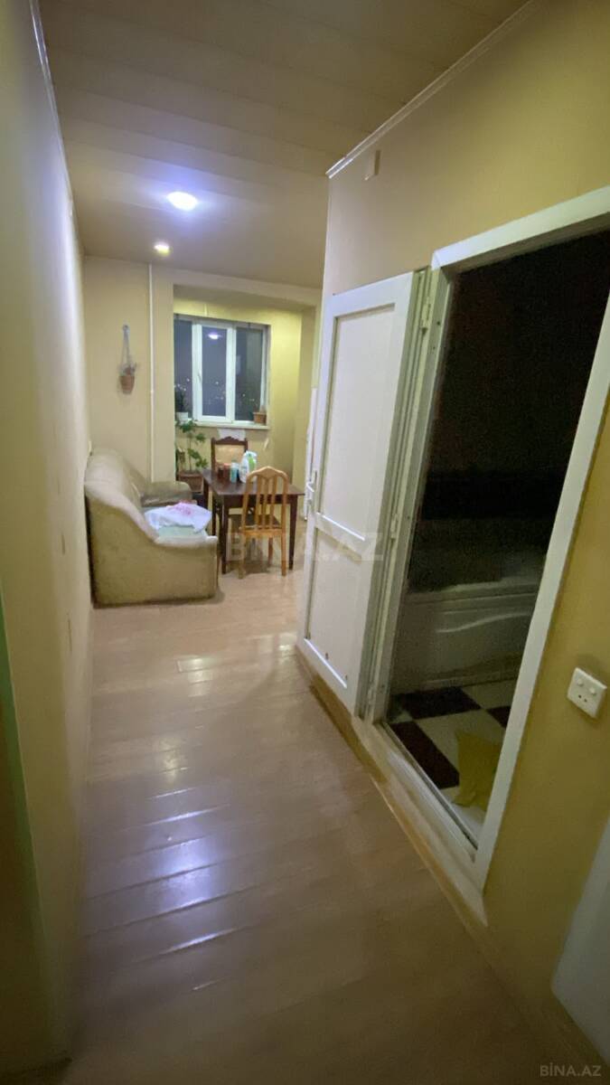 3 otaqlı Köhnə tikili, Qaraçuxur q., Bakı