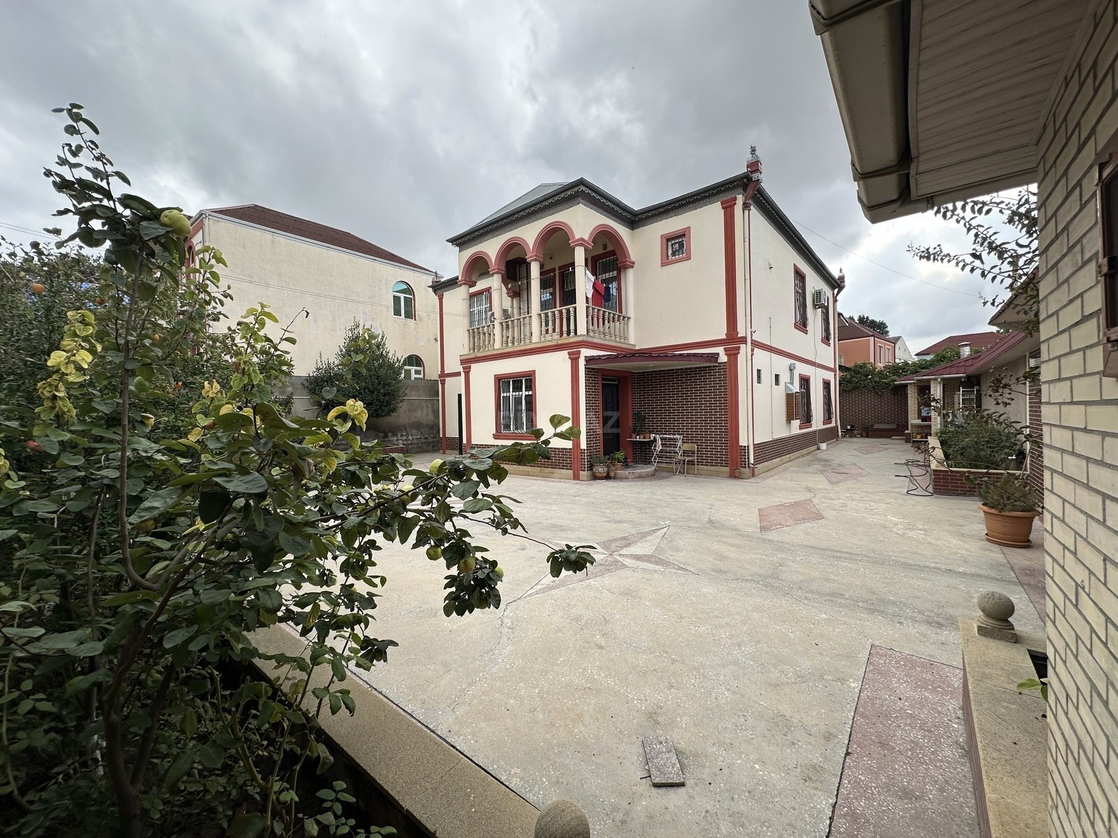 7 otaqlı Həyət evi/Bağ evi, Biləcəri q., Bakı