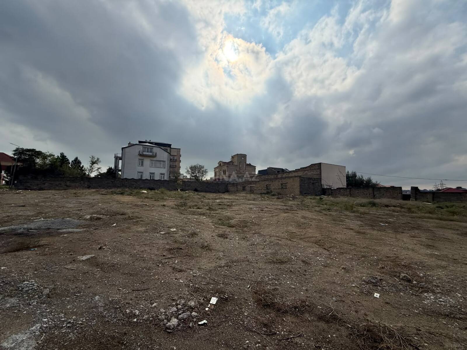 Torpaq Badamdar q., Bakı