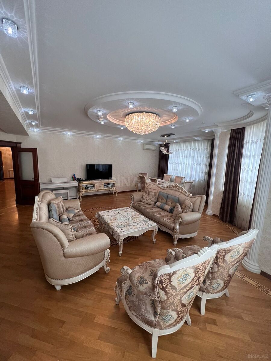 4 otaqlı Yeni tikili, 28 May m., Bakı