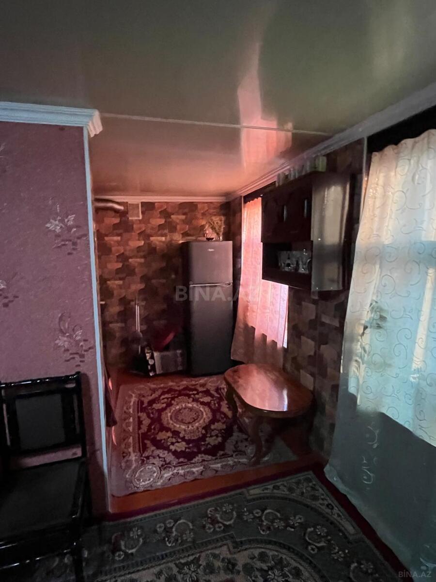 3 otaqlı Köhnə tikili, Salyan
