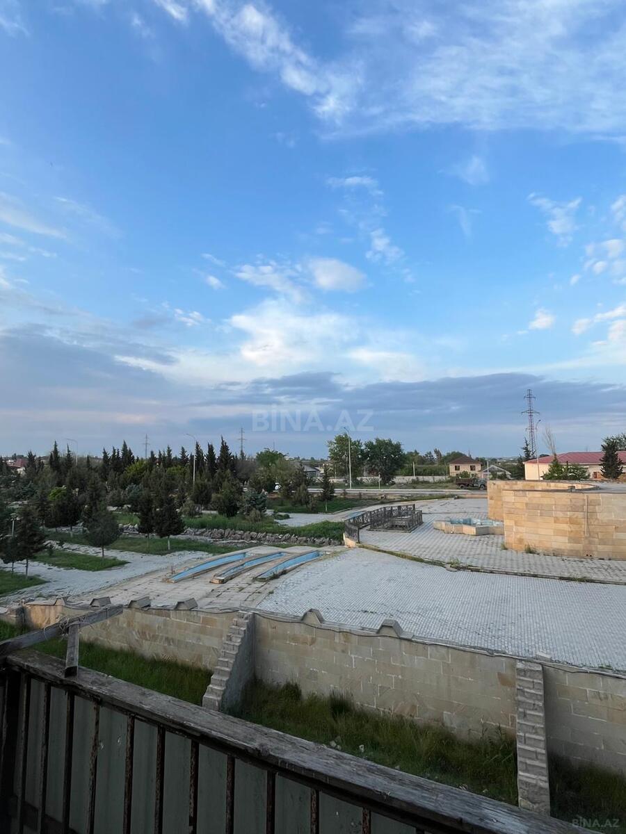 3 otaqlı Köhnə tikili, Salyan