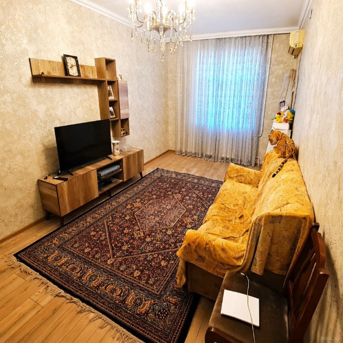 4 otaqlı Köhnə tikili, Əhmədli m., Bakı