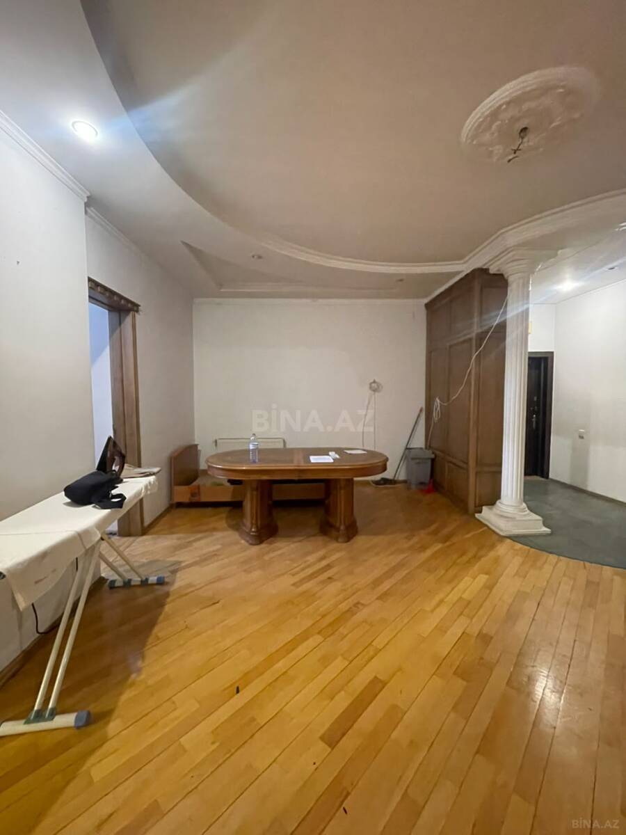 4 otaqlı Yeni tikili, Nizami m., Bakı