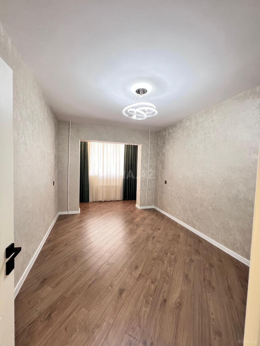 3 otaqlı Köhnə tikili, Qara Qarayev m., Bakı