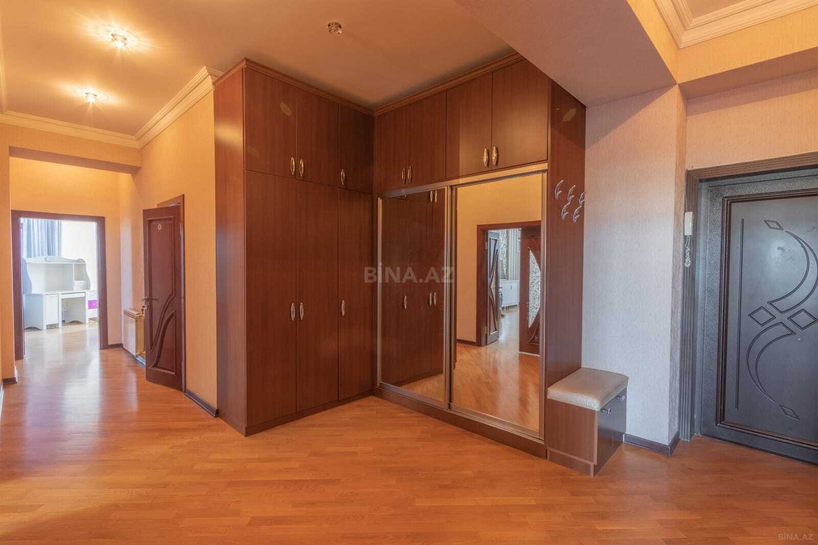 3 otaqlı Yeni tikili, İnşaatçılar m., Bakı