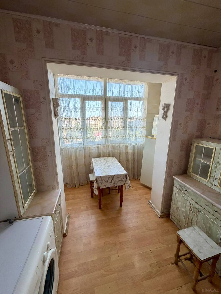 2 otaqlı Köhnə tikili, Bakıxanov q., Bakı