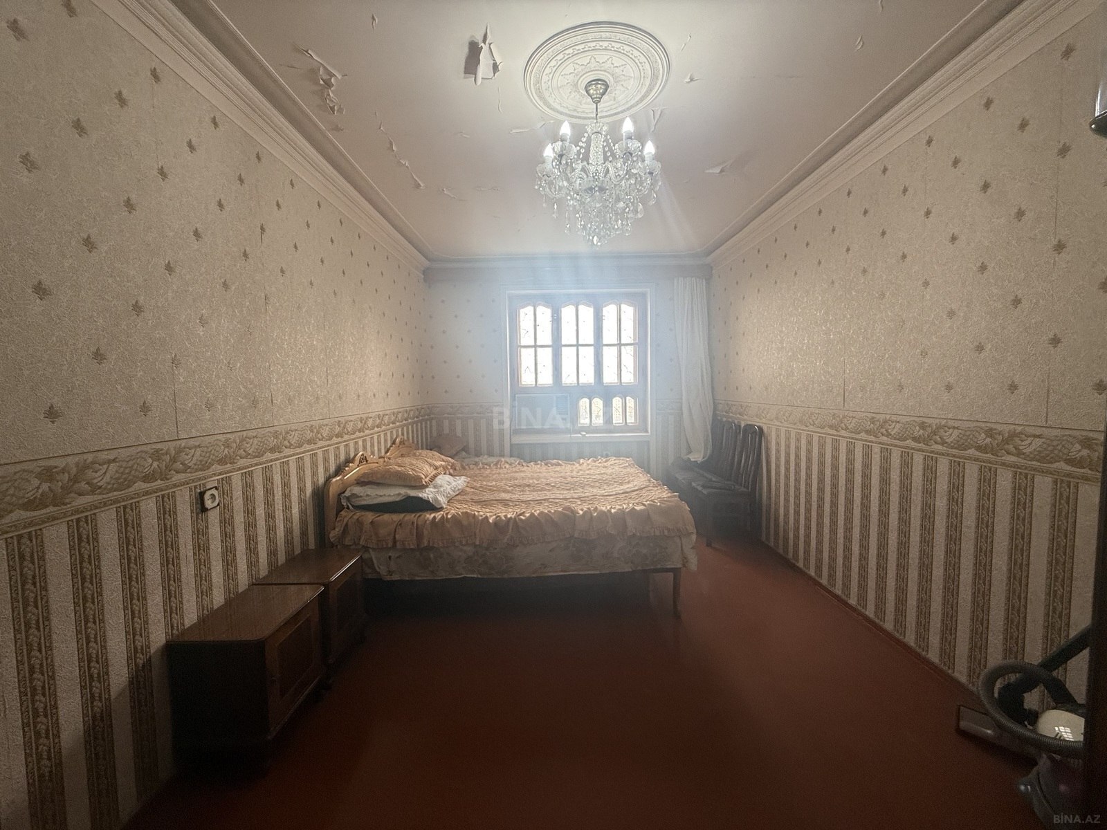 4 otaqlı Köhnə tikili, Həzi Aslanov m., Bakı
