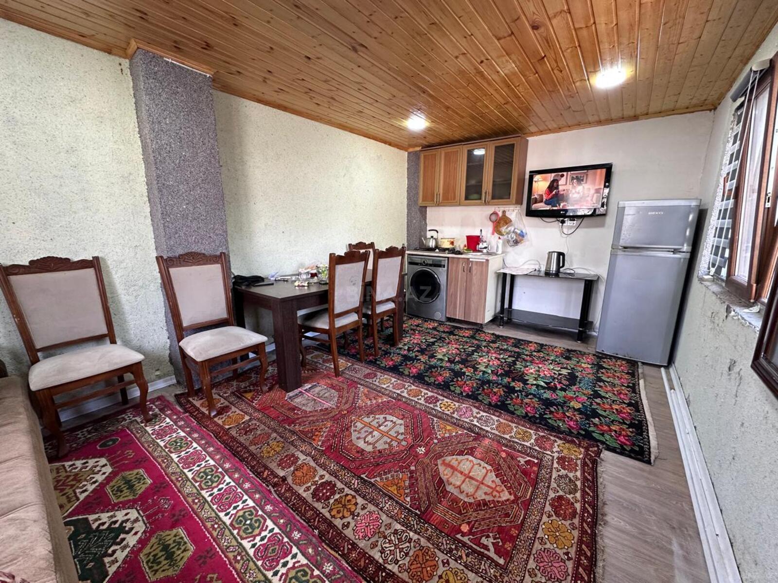 4 otaqlı Həyət evi/Bağ evi, Novxanı q., Bakı