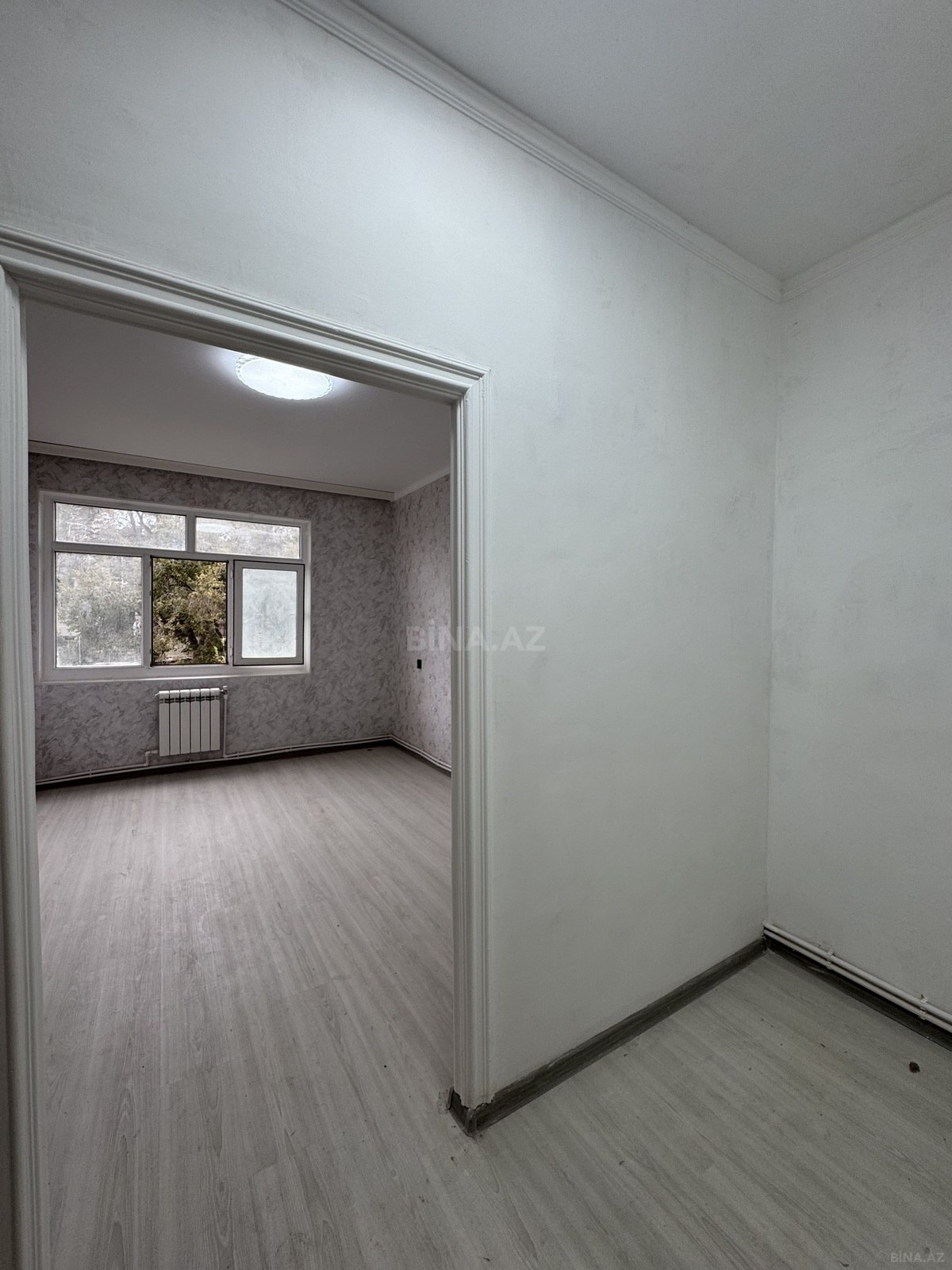 3 otaqlı Köhnə tikili, Memar Əcəmi m., Bakı