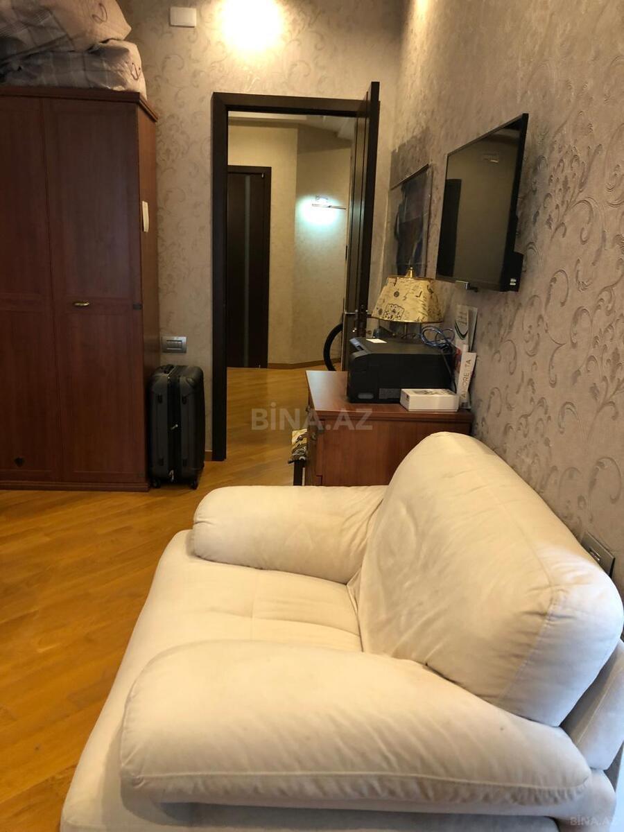 4 otaqlı Yeni tikili, Şah İsmayıl Xətai m., Bakı