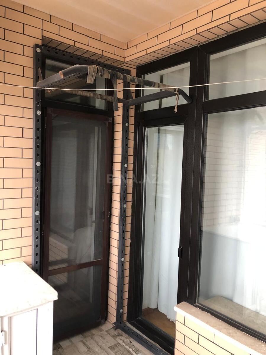 4 otaqlı Yeni tikili, Şah İsmayıl Xətai m., Bakı