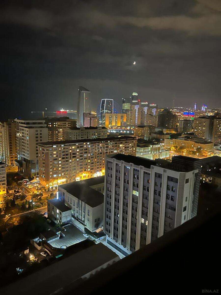 4 otaqlı Yeni tikili, Şah İsmayıl Xətai m., Bakı