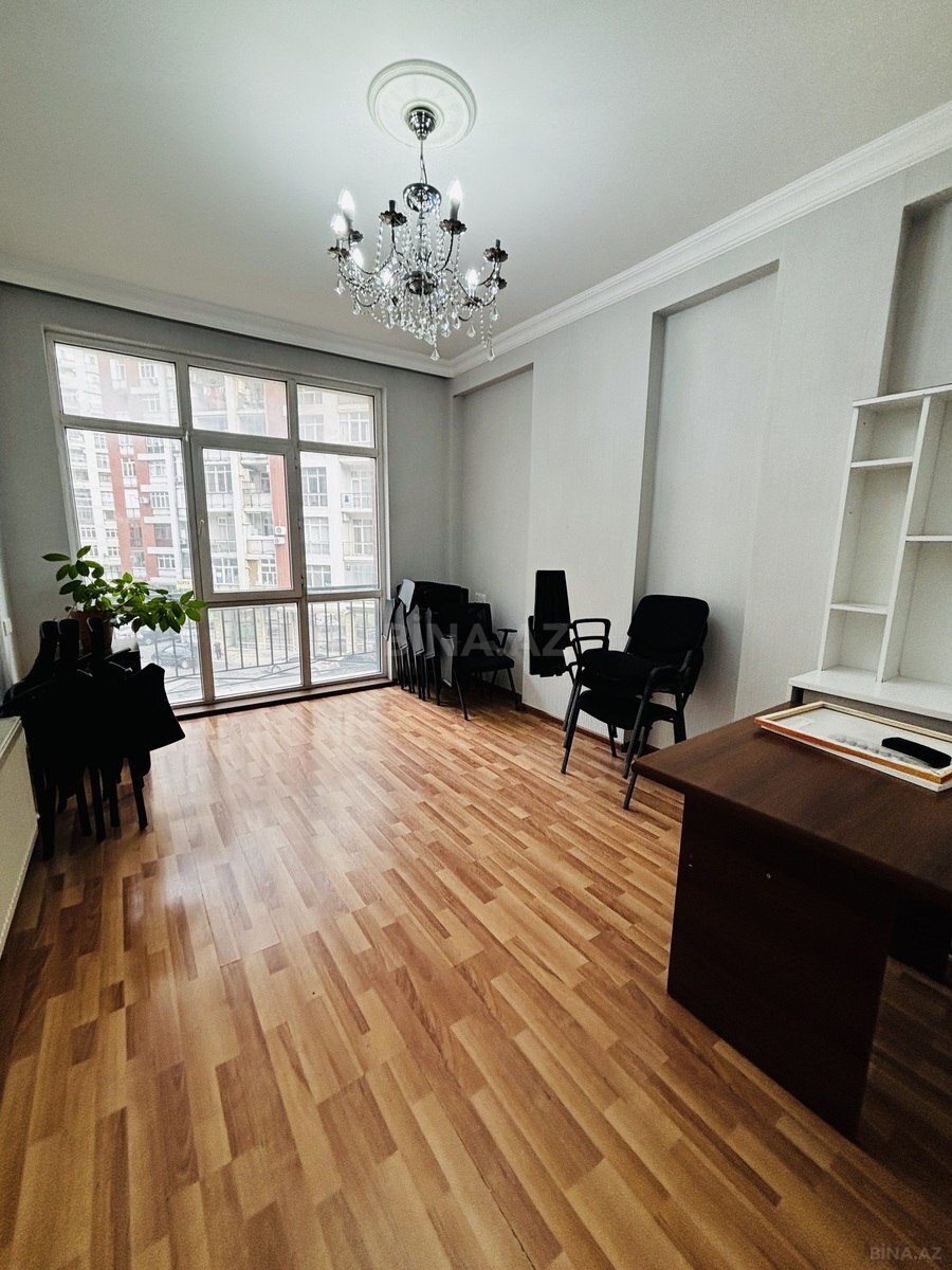3 otaqlı Yeni tikili, Nəriman Nərimanov m., Bakı