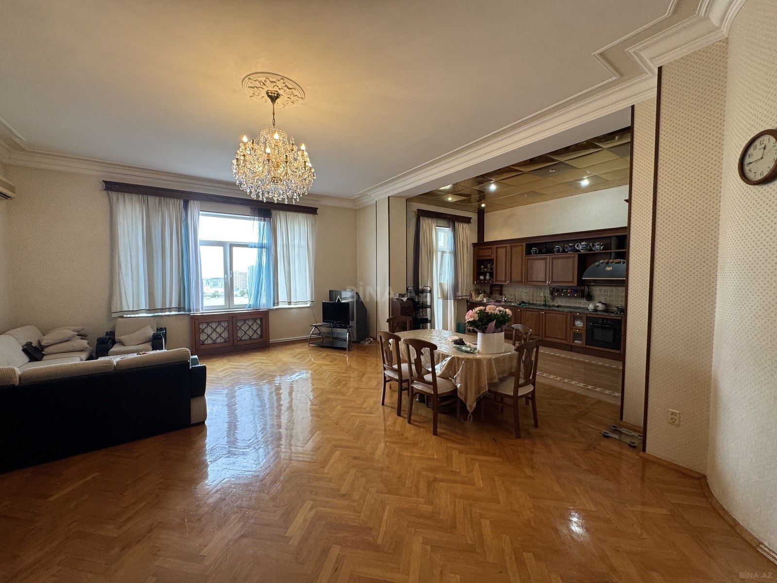 7 otaqlı Köhnə tikili, Sahil m., Bakı