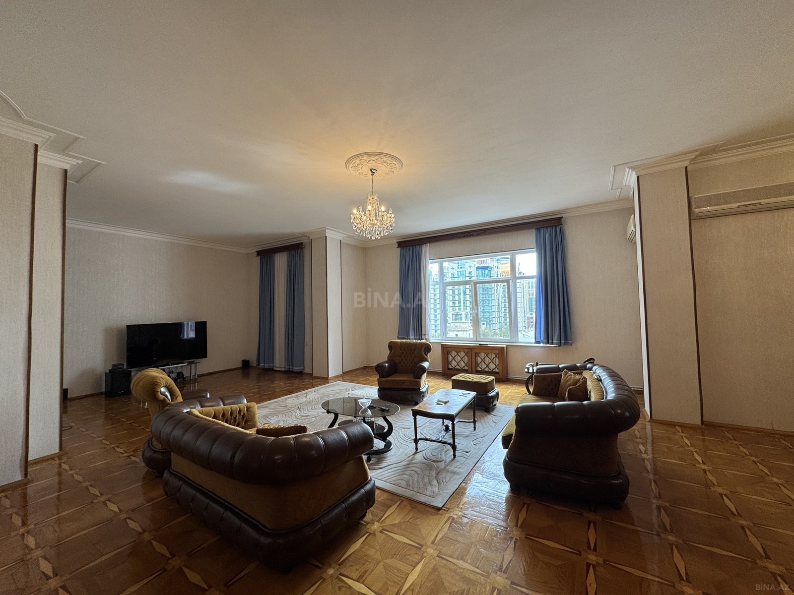 7 otaqlı Köhnə tikili, Sahil m., Bakı