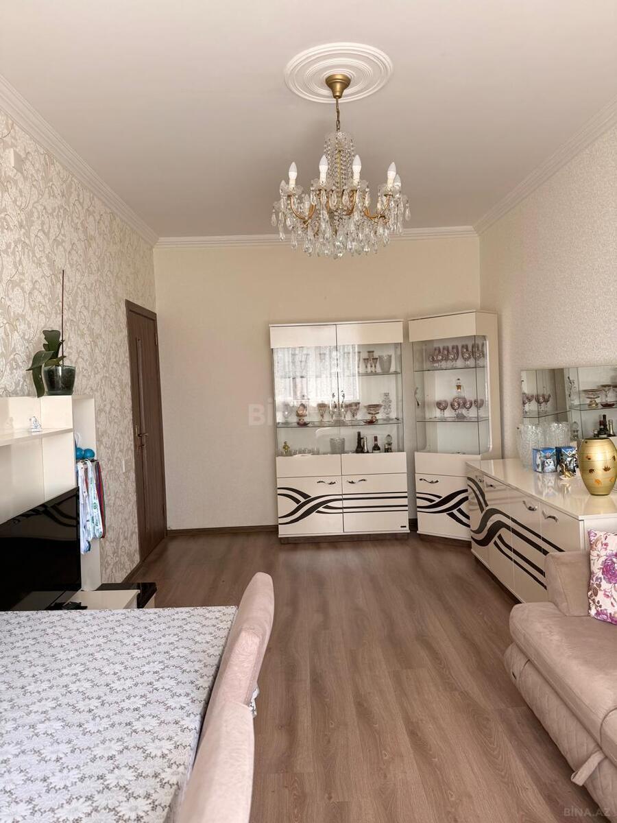 3 otaqlı Köhnə tikili, Əhmədli m., Bakı