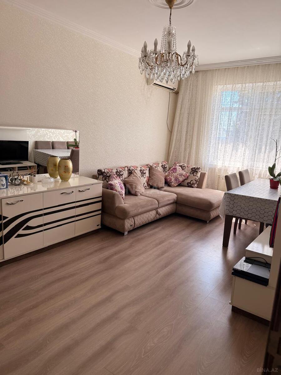 3 otaqlı Köhnə tikili, Əhmədli m., Bakı
