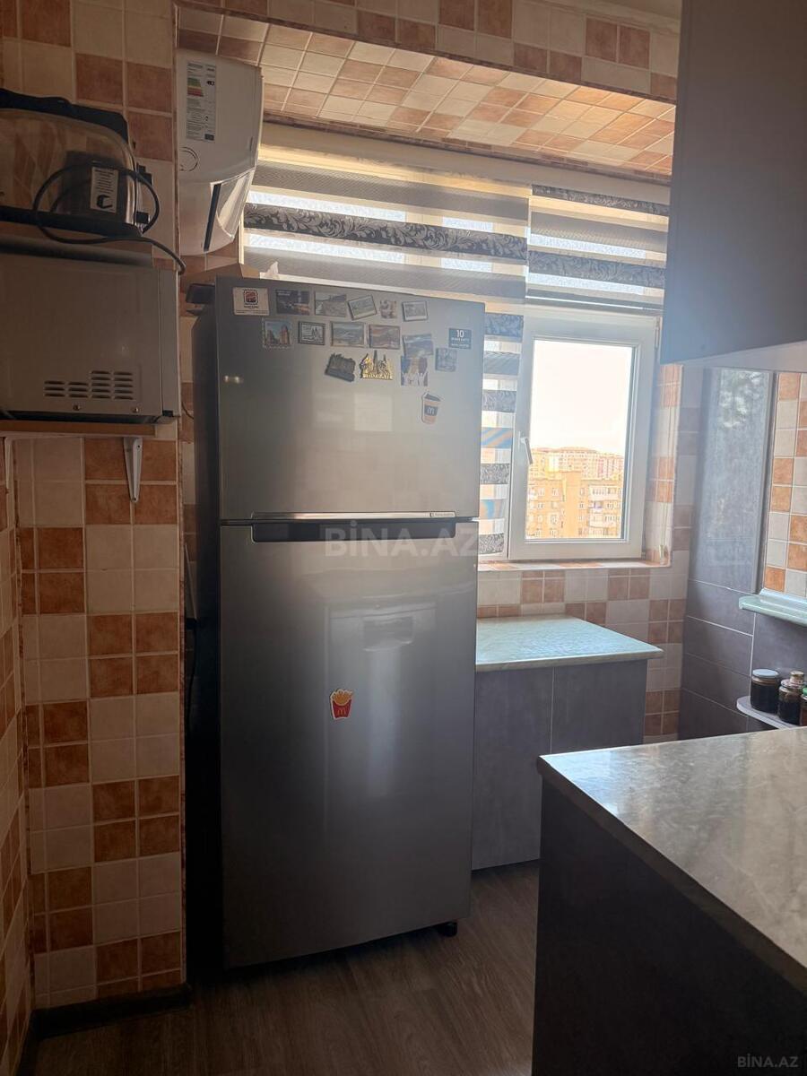 3 otaqlı Köhnə tikili, Əhmədli m., Bakı