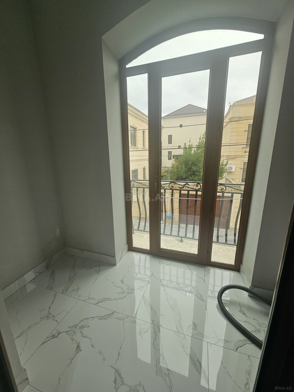 2 otaqlı Köhnə tikili, Nəsimi m., Bakı