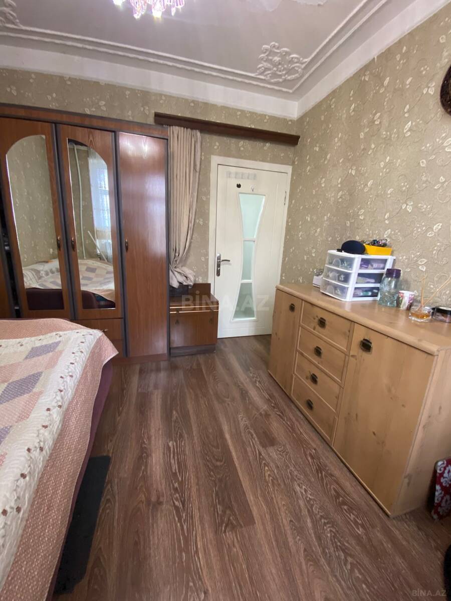 5 otaqlı Köhnə tikili, Əhmədli m., Bakı