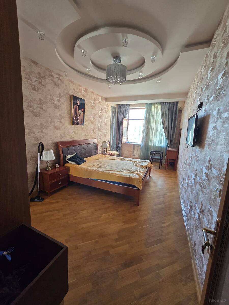 3 otaqlı Yeni tikili, 28 May m., Bakı