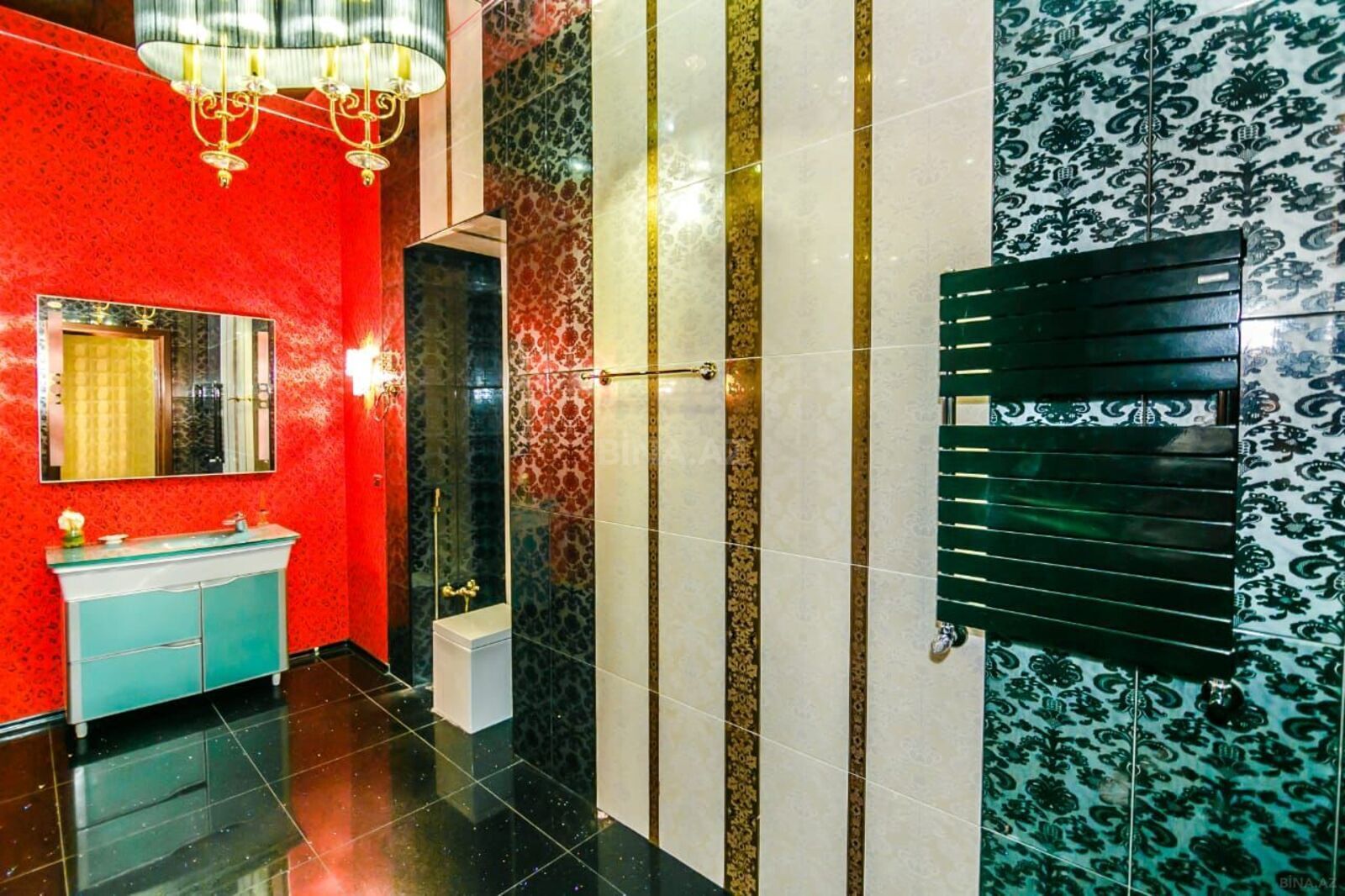 4 otaqlı Köhnə tikili, Sahil m., Bakı