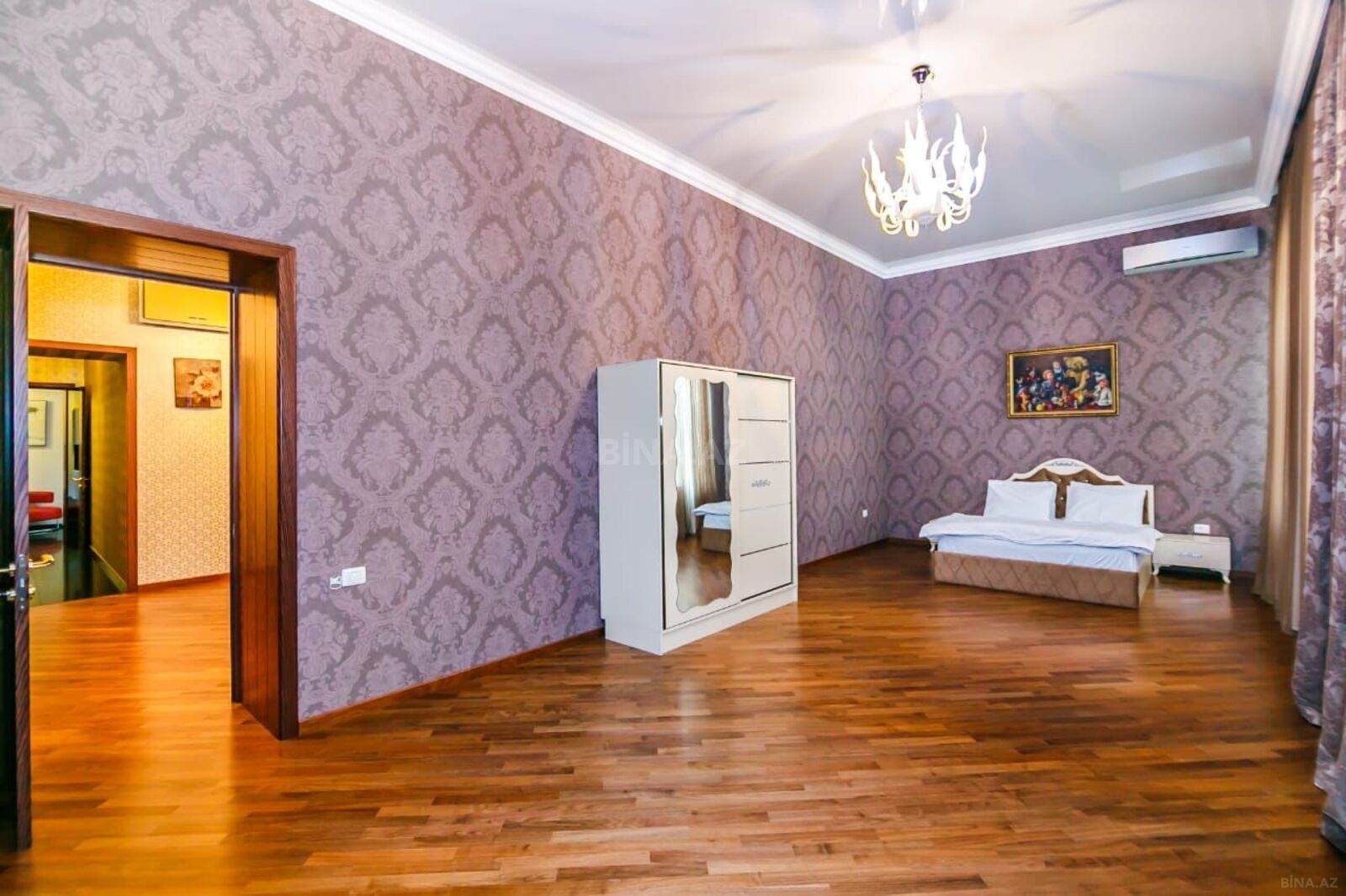 4 otaqlı Köhnə tikili, Sahil m., Bakı