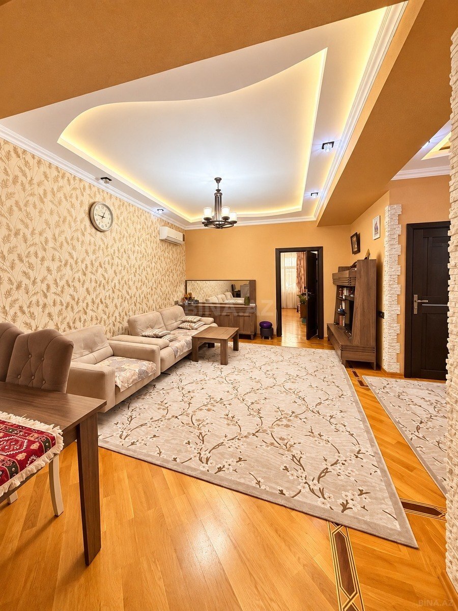 3 otaqlı Yeni tikili, Neftçilər m., Bakı