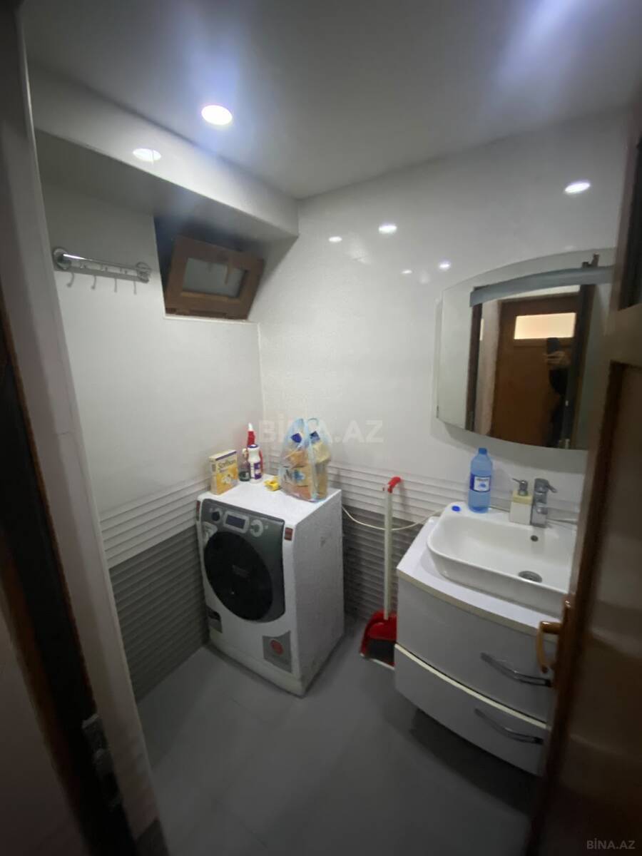 3 otaqlı Köhnə tikili, 20 Yanvar m., Bakı