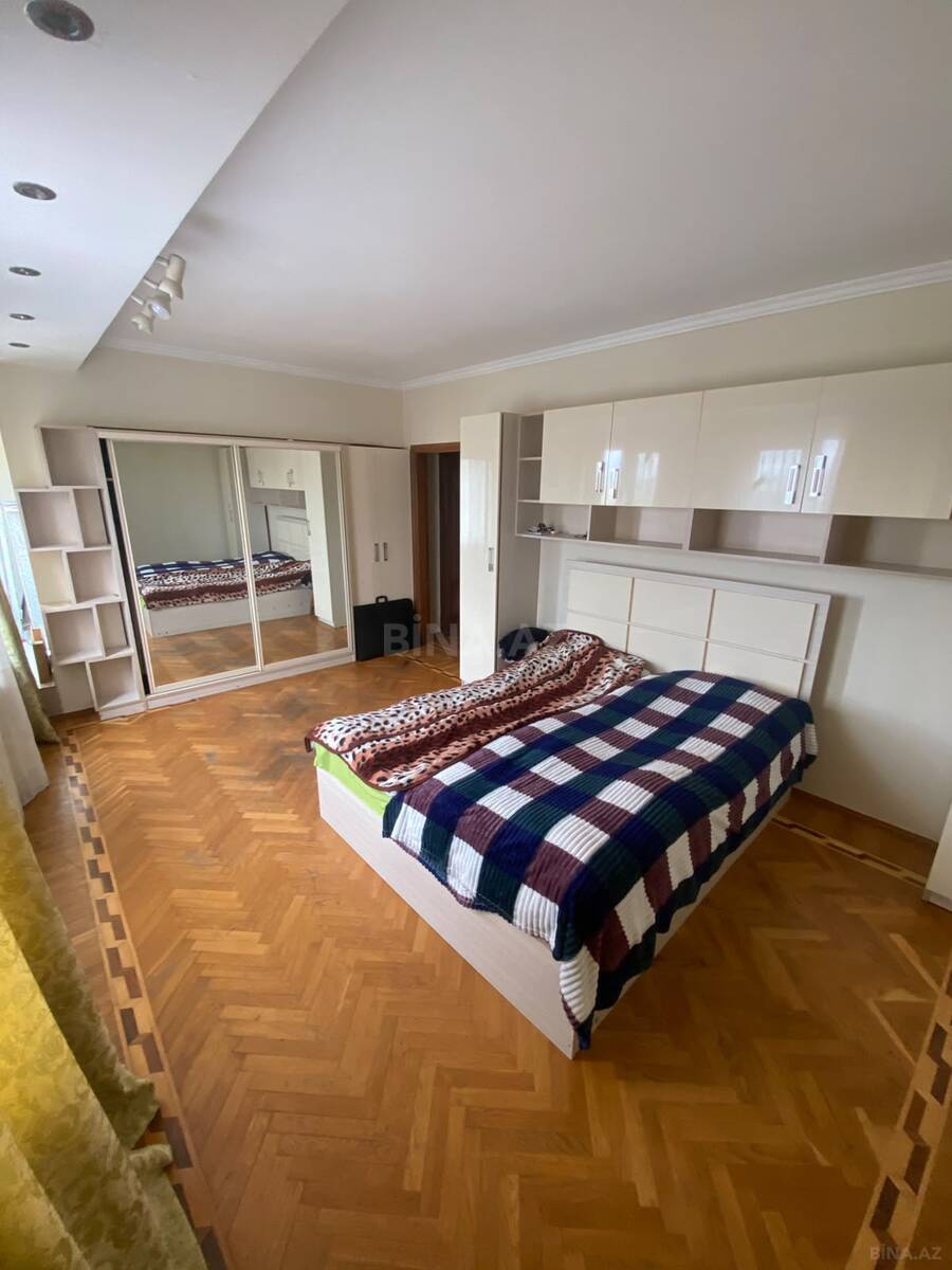 3 otaqlı Köhnə tikili, 20 Yanvar m., Bakı